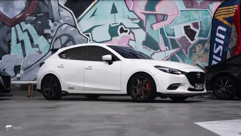 White Dubu Mazda 3 before its planned livery